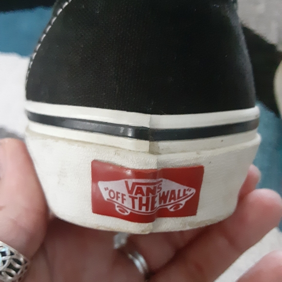 Vans off the wall hand painted peacock shoes Mens 8.5 Womens 10 - Picture 4 of 5